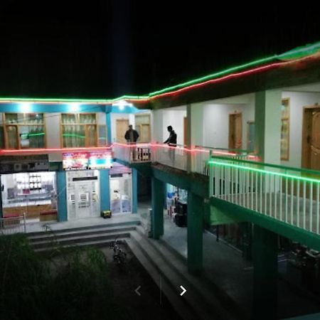 Hotel Noor Nama Palace Hunza Hassan Abad Exterior foto